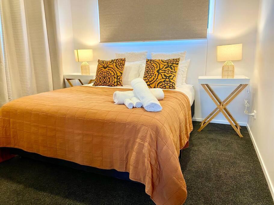 Morden Spacious New House Hamilton Bagian luar foto